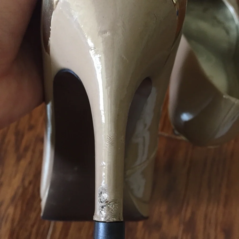 Tahari Wilma High Heels